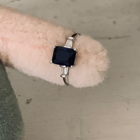 Two Silver Tone Fashion Rings with Blue and Clear Stone - Rectangle and Round - Picture 8 of 16